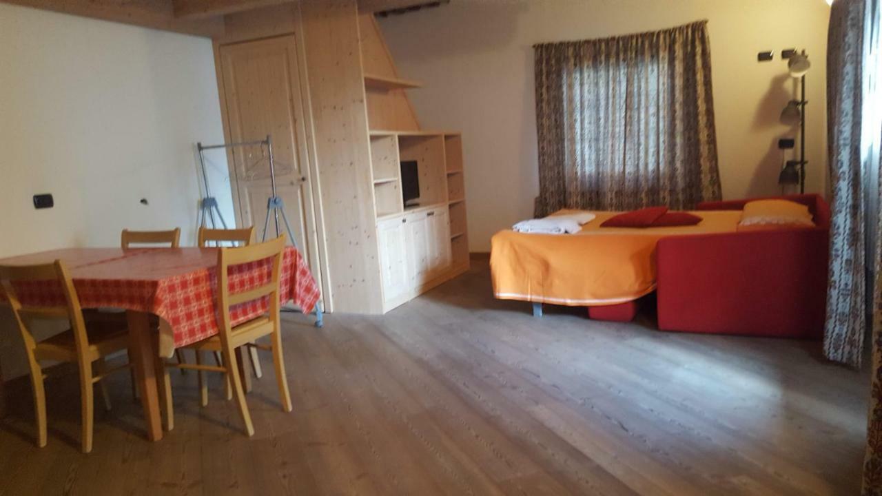 Ferienwohnung Capole -Ghiri Isolaccia Exterior foto